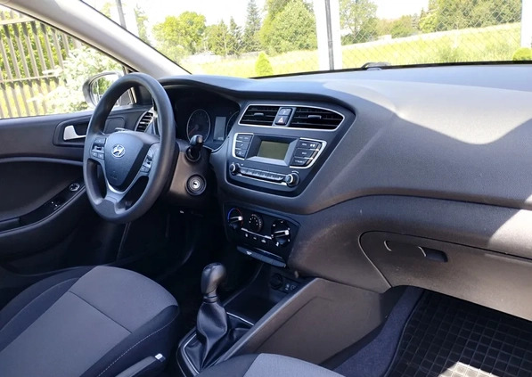 Hyundai i20 cena 41950 przebieg: 130772, rok produkcji 2018 z Niemcza małe 172
